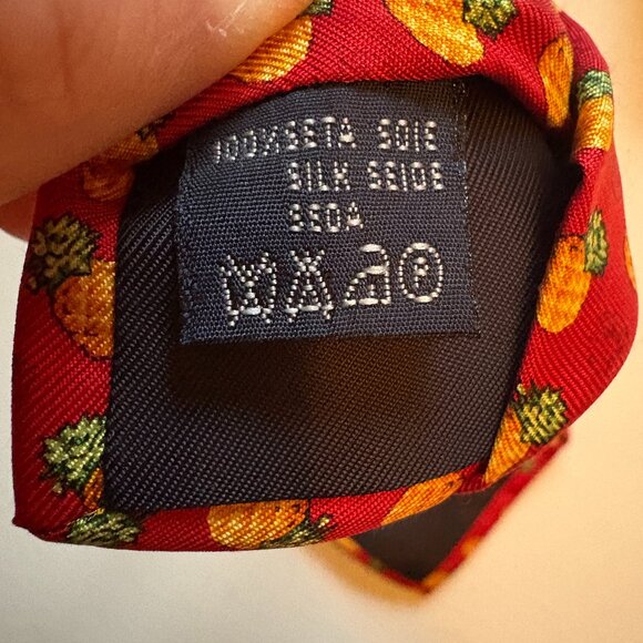 Burberry Pineapples Silk Tie - Picture 4 of 4
